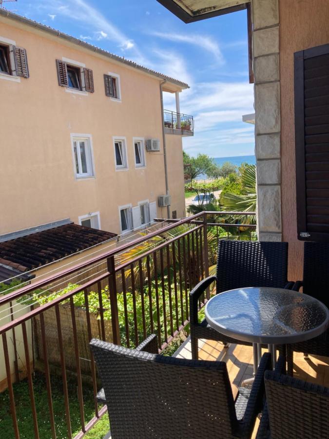 Apartments Hrnjic Umag Eksteriør bilde